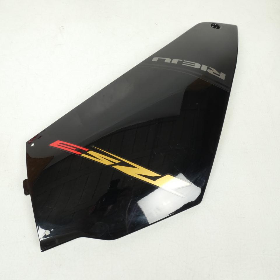 Flanc droit noir origine pour moto Rieju 50 RS3 2010 0/000.570.7054 570.7041