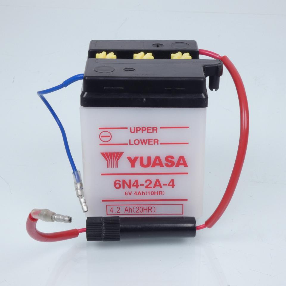Batterie Yuasa pour Moto Yamaha 50 Chappy 1979 6N4-2A-4 / 6V 4Ah Neuf en destockage