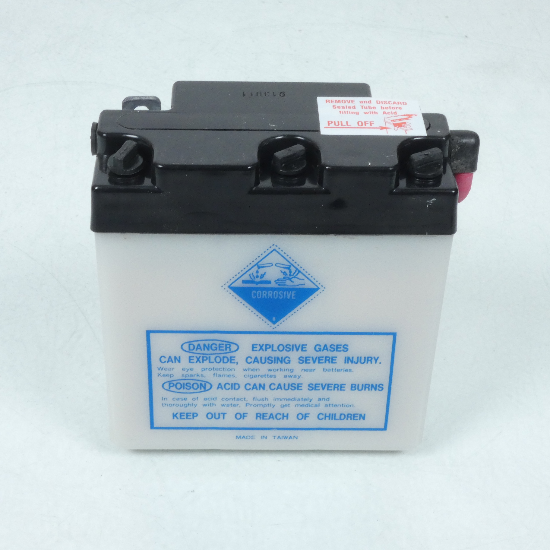 Batterie 6V 11AH President 6N11A-4A avec entretien pour moto Neuf