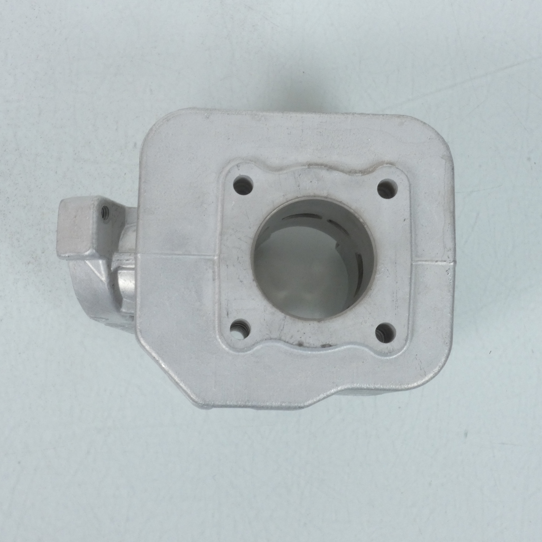 Cylindre P2R pour Scooter Peugeot 50 Vivacity 2T Avant 2020 Neuf