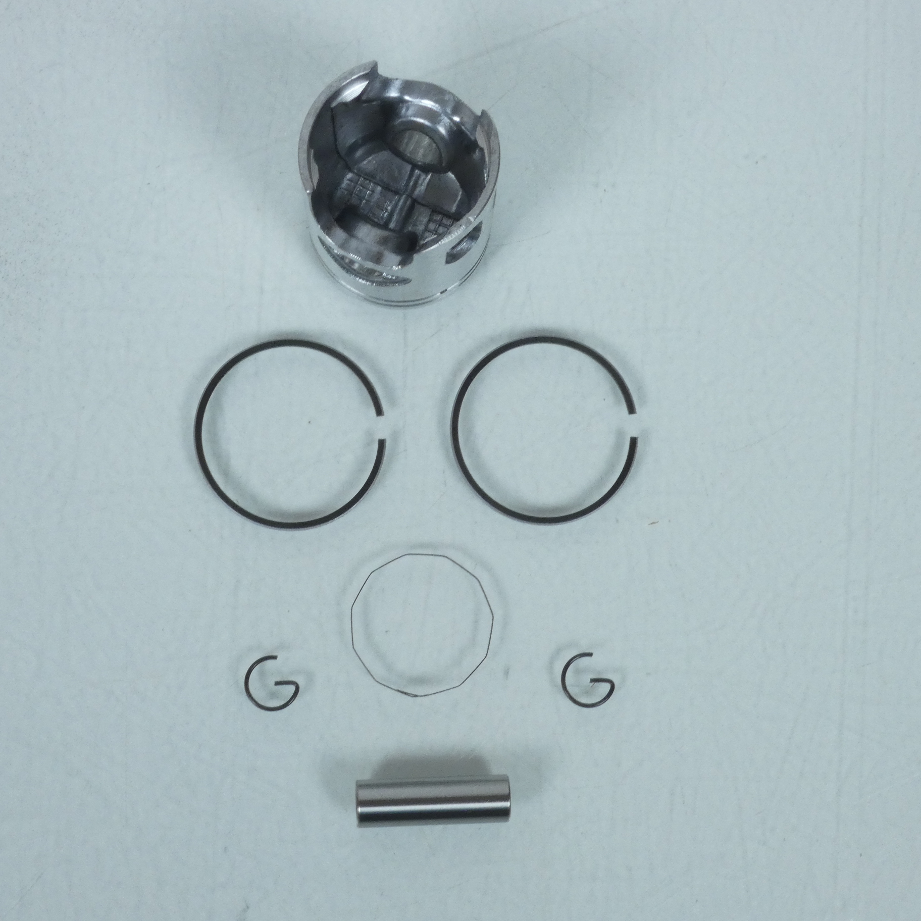 Kit Cylindre piston Ø40mm P2R pour scooter MBK 50 Mach-G Ø10mm L31.9mm Neuf