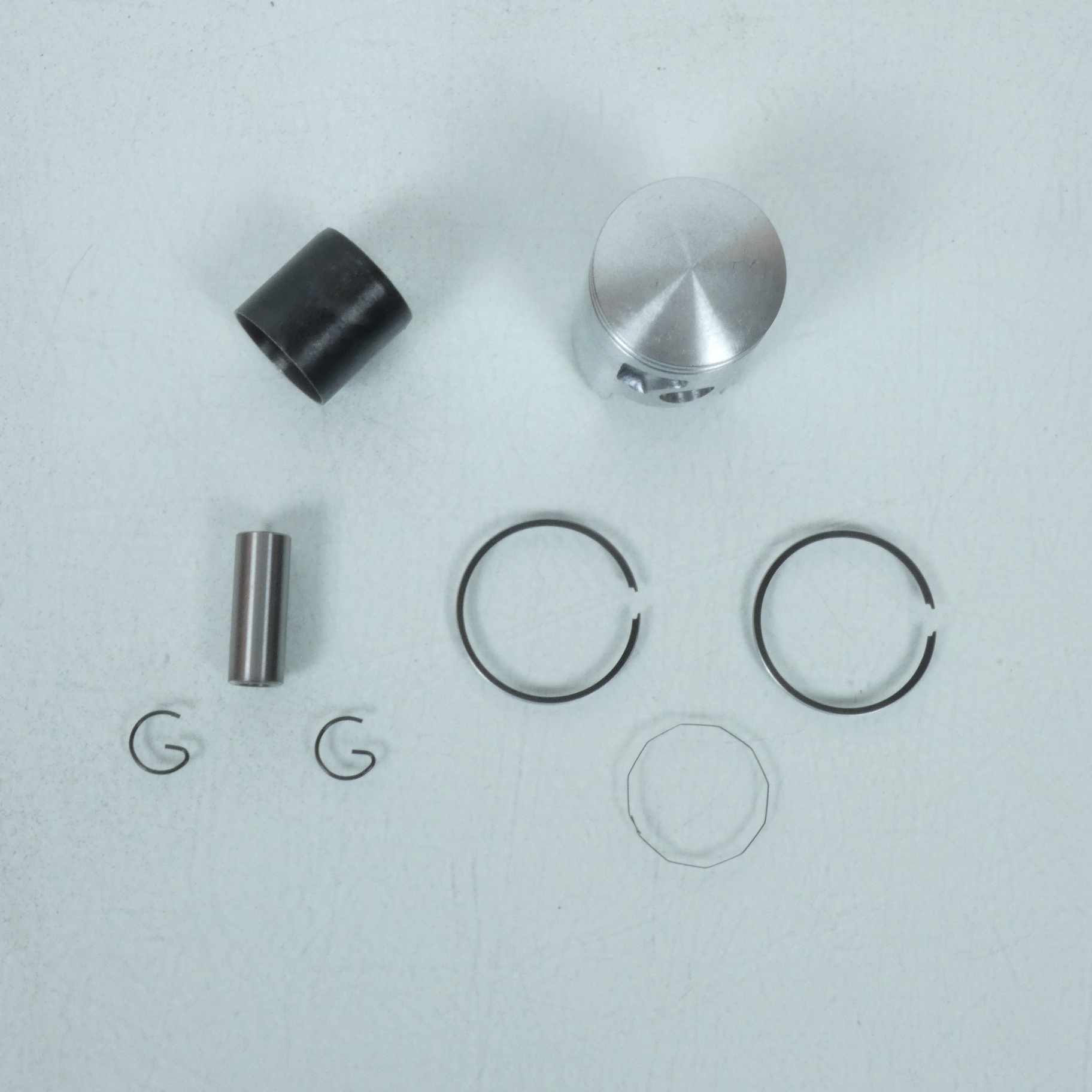 Kit Cylindre piston Ø40.3mm P2R pour moto Minarelli 50 AM6 Axe Ø12mm L33mm