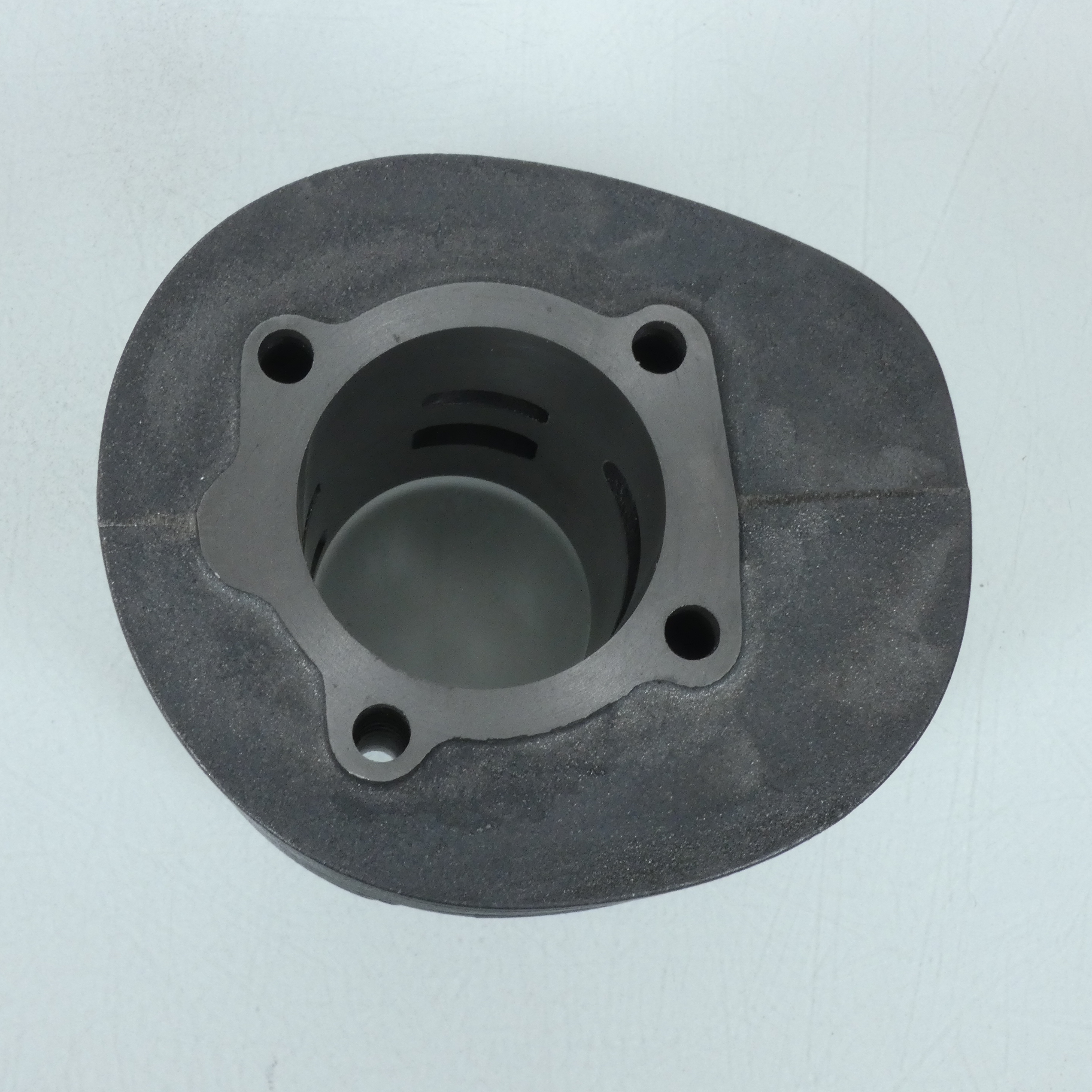 Kit Cylindre piston Ø66.5mm P2R pour scooter Piaggio 200 Cosa Axe Ø16mm L58mm