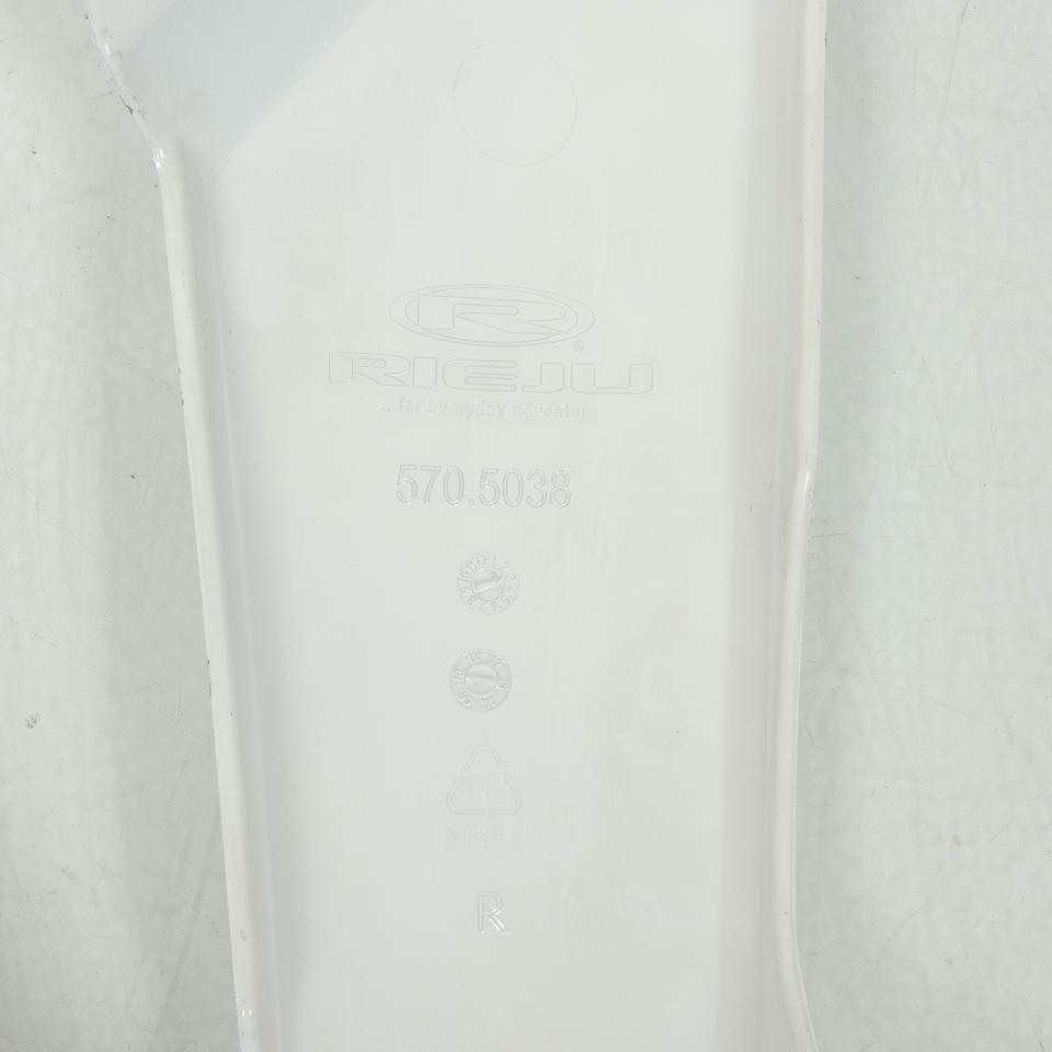 Écope droite pour moto Rieju 50 MRT SM LITE Après 2011 Blanc rose 0/000.570.5352