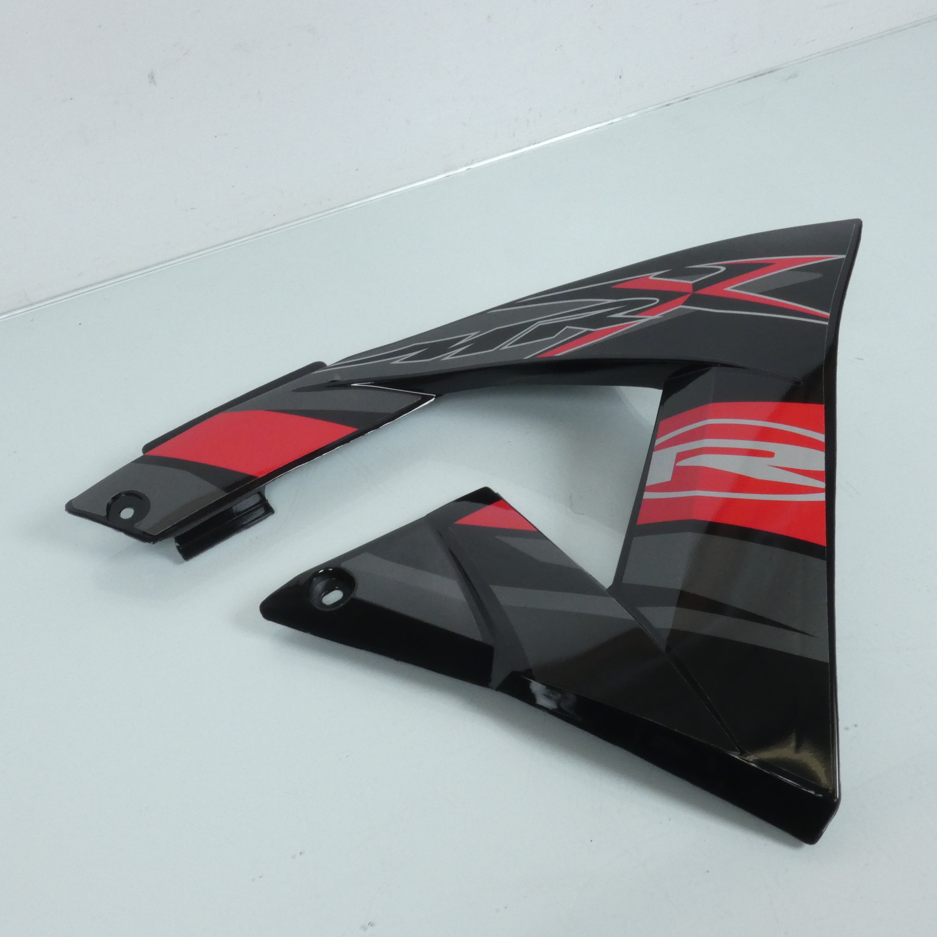 Écope droite origine pour moto Rieju 50 MRX 0/000.570.5106 Neuf