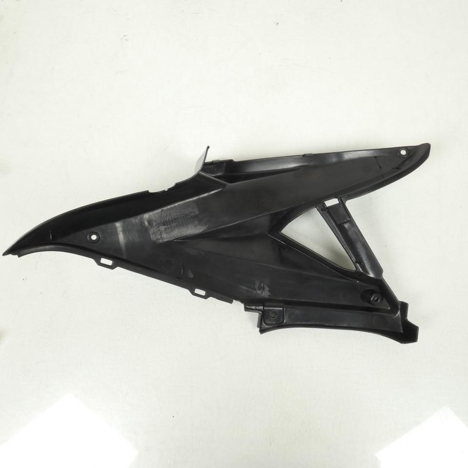 Cache latéral droit Générique pour scooter Yamaha 50 Aerox R 23106 Noir Brillant