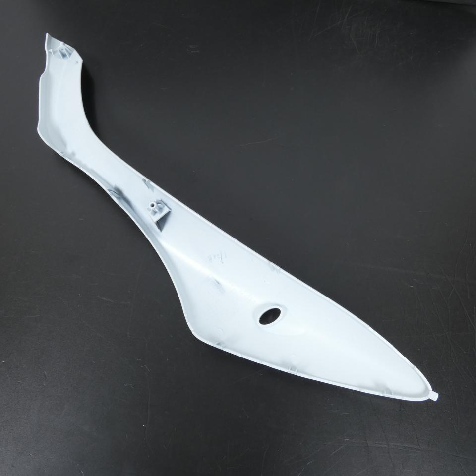 Cache latéral droit Blanc pour moto Suzuki 650 Gladius 2009-2011 47111-44H00-YBD