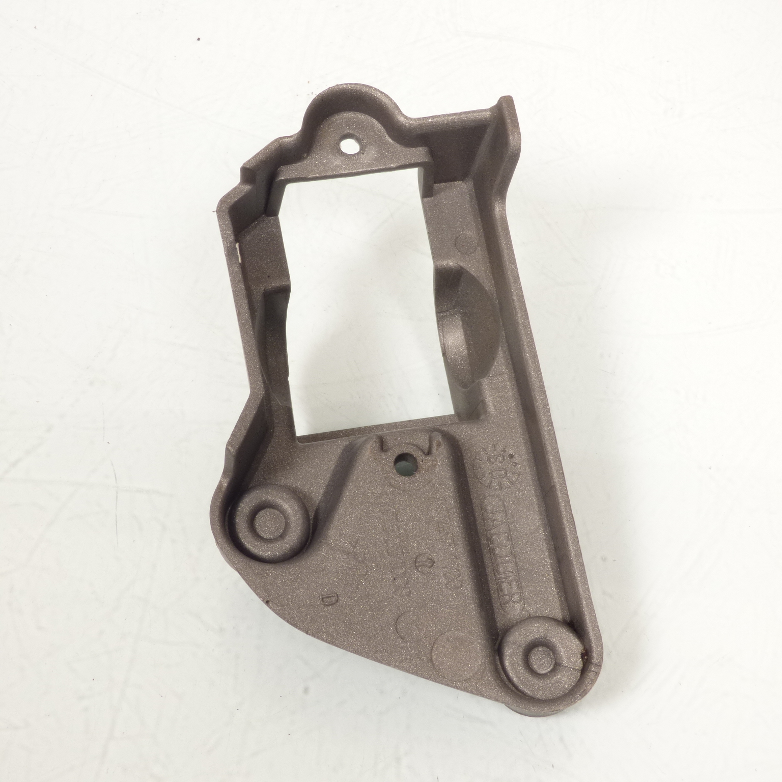 Cache cale pied droit origine pour scooter Peugeot 50 Jet force TDSI 2003 à 2021