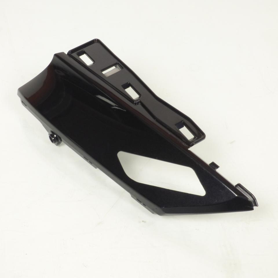 Cache latéral droit pour Kymco CV3