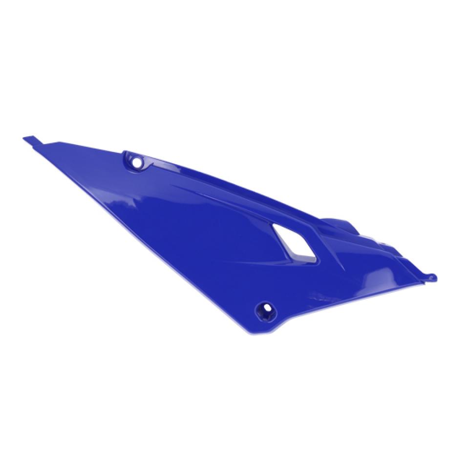 Cache latéral droit pour  