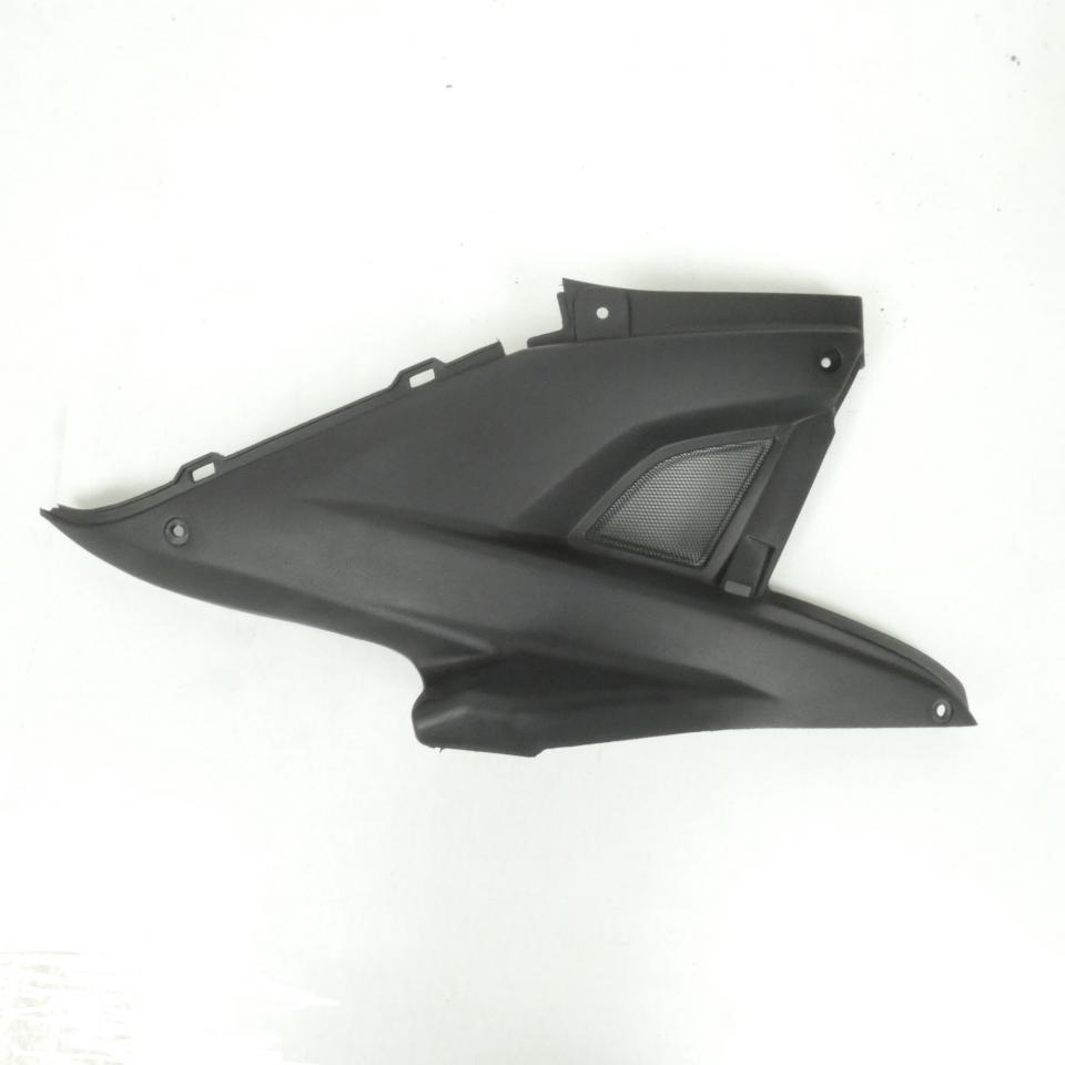 Cache latéral droit avec 3 trous pour scooter MBK 50 Nitro 1997-02 5BR-F172 Noir