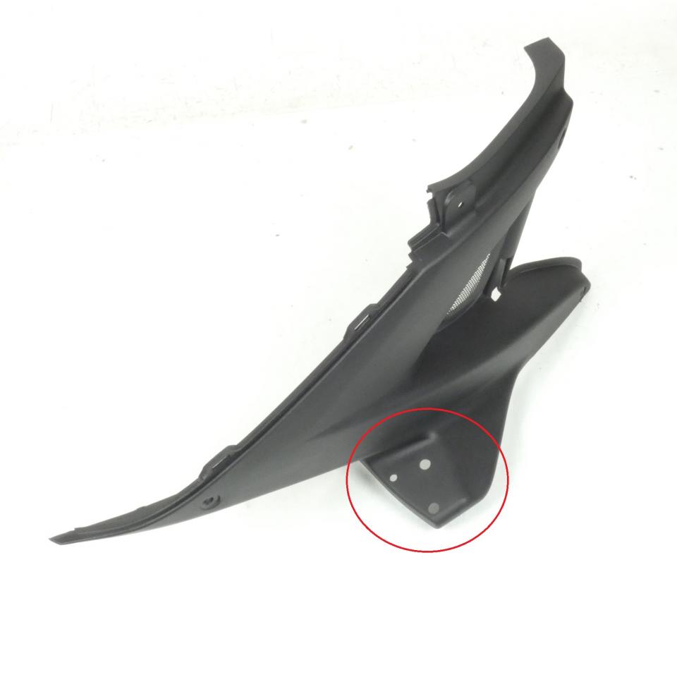 Cache latéral droit avec 3 trous pour scooter MBK 50 Nitro 1997-02 5BR-F172 Noir