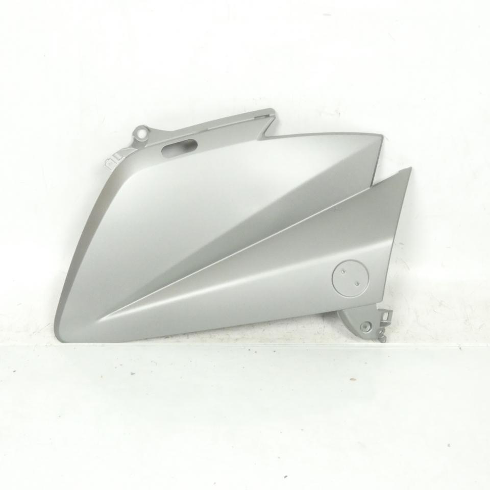 Cache latéral droit pour scooter Yamaha 530 Tmax 2015-16 2PW-28377-00-P2 Gris