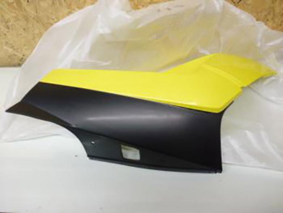 Cache latéral droit origine pour Scooter Aprilia 50 Area 51 1998 à 2000 AP8249694 Neuf