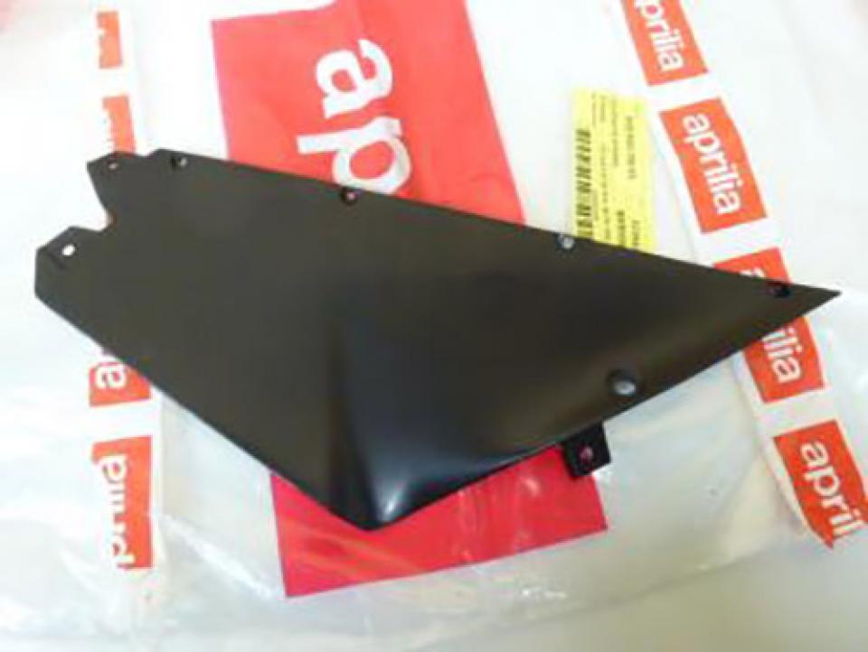 Cache latéral droit pour Aprilia RS