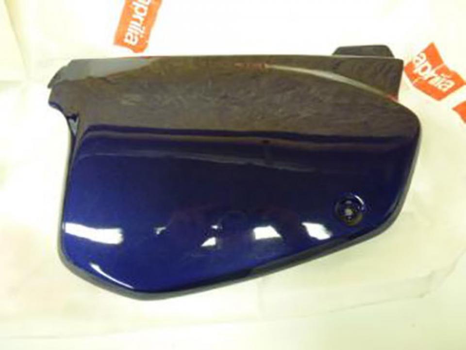 Cache latéral droit pour Aprilia RX