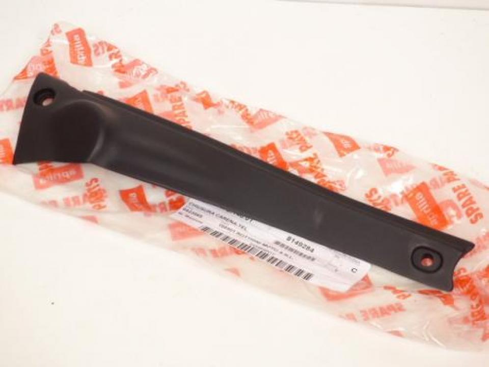 Cache latéral droit pour Aprilia RSV