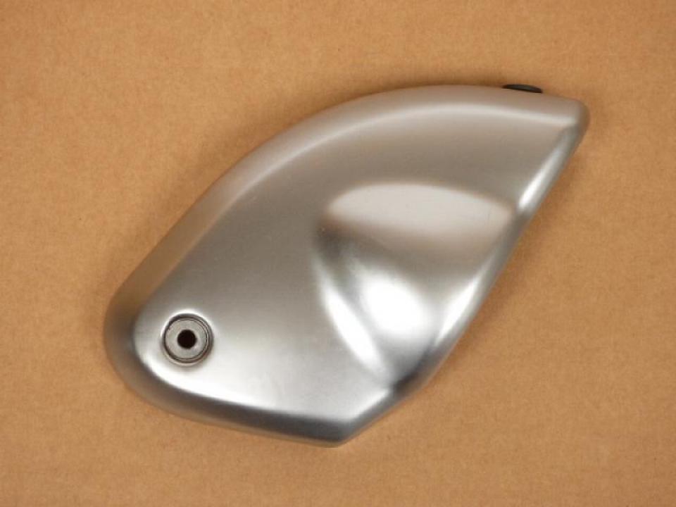 Cache latéral droit origine pour moto Suzuki 600 GSF Bandit 1996-1999 13910-26E0 Occasion