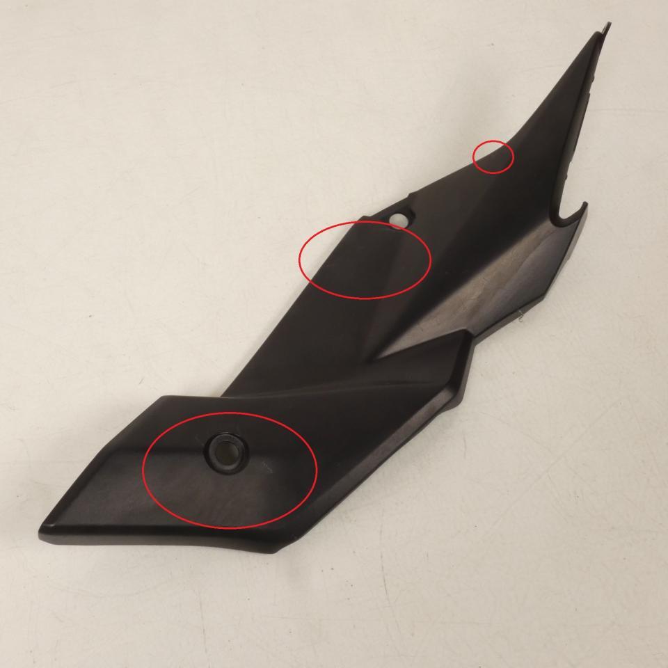 Cache latéral gauche pour Suzuki GSR