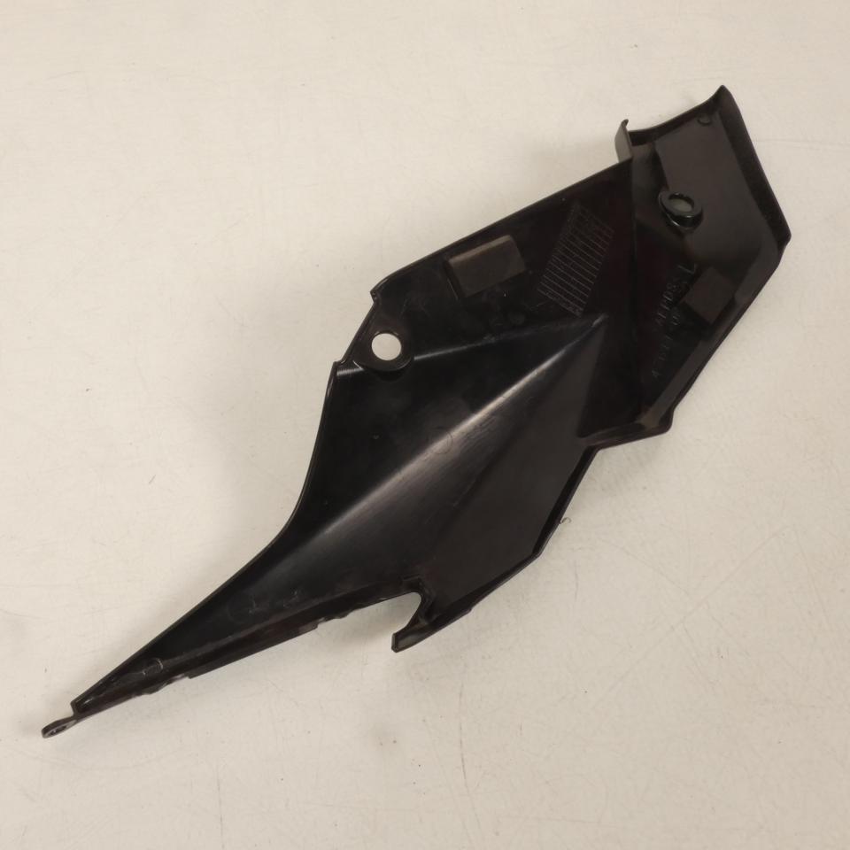 Cache latéral gauche origine pour moto Suzuki GSR 750 2011 à 2016 47611-08J00