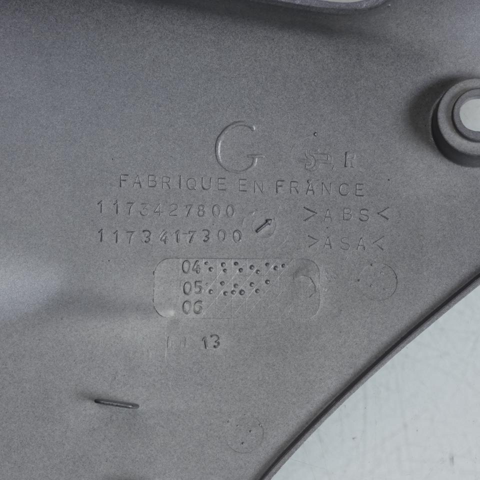 Cache latéral gauche pour scooter Peugeot 50 Speedfight 2 734278TV 1173427800