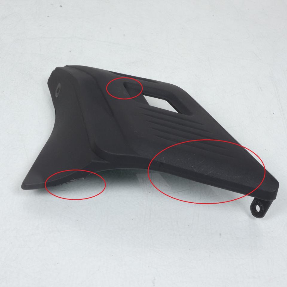Cache latéral gauche pour moto Rieju 50 Tango Après 2008 0/000.570.8103 L 