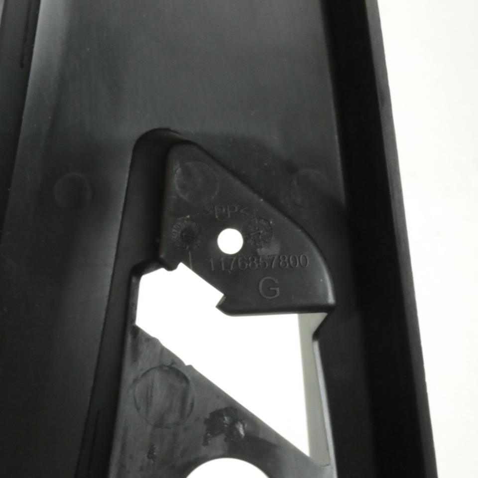 Cache latéral ARG pour scooter Peugeot 125 Geopolis 768578N 1176857800 Noir Neuf