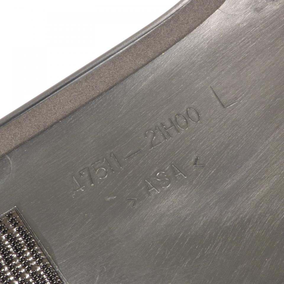 Cache latéral gauche origine pour moto Suzuki 1000 Gsx-R 47510-21H00-291 Neuf