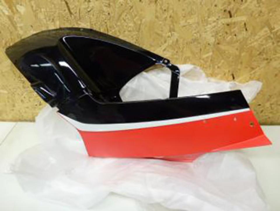 Cache latéral gauche pour Aprilia Area 51