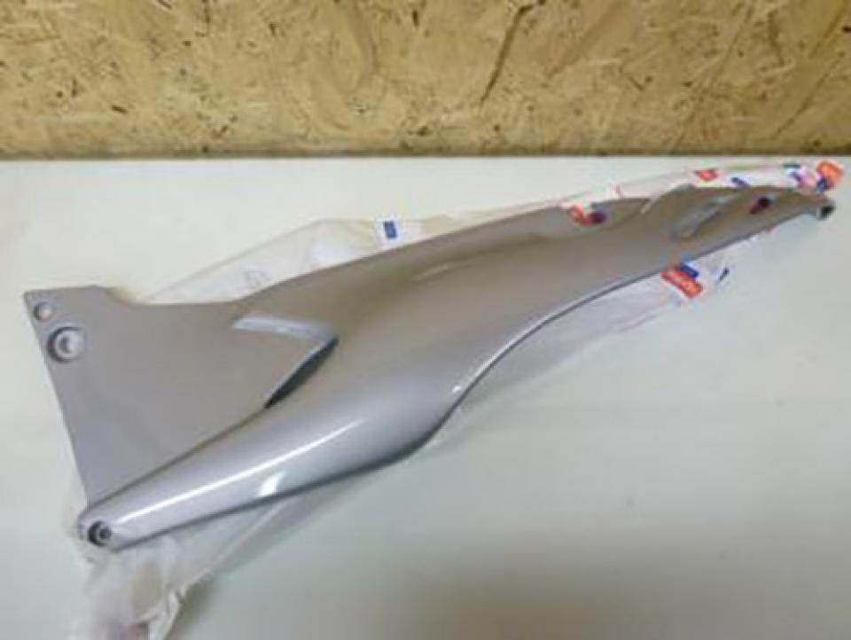 Cache latéral gauche origine pour Moto Aprilia 650 Pegaso 1997 à 2000 AP8138953 Neuf