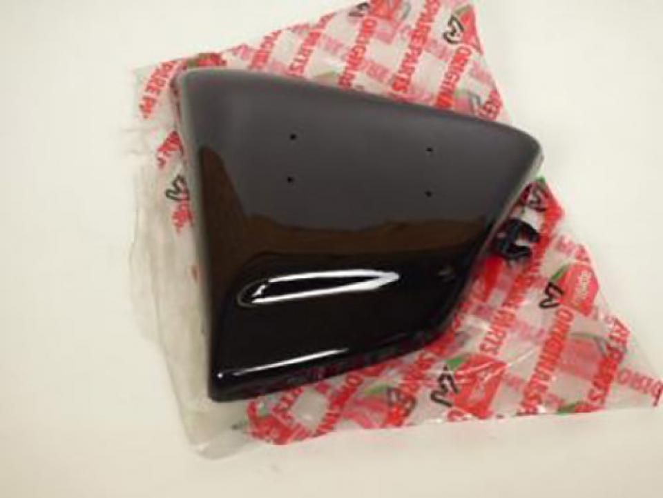 Cache latéral gauche pour Aprilia Red rose