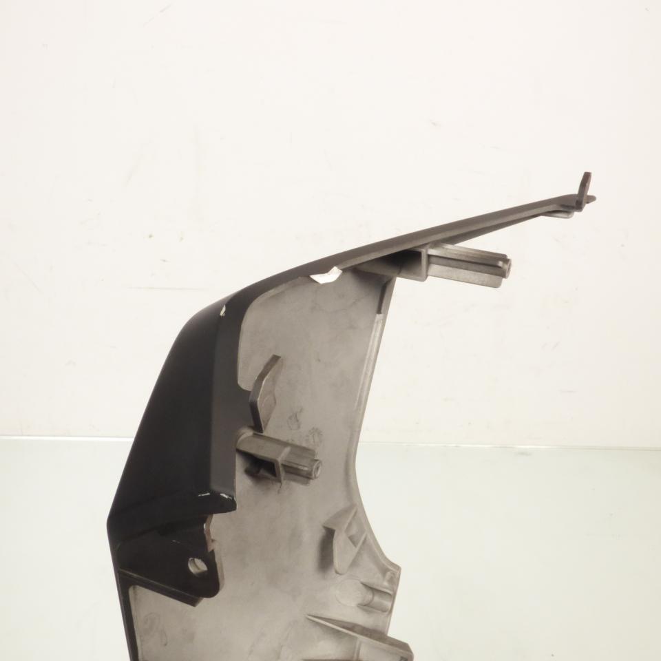 Flanc gauche origine pour scooter Kymco 550 Ak 2017 à 2020 64306-LGC6-E000