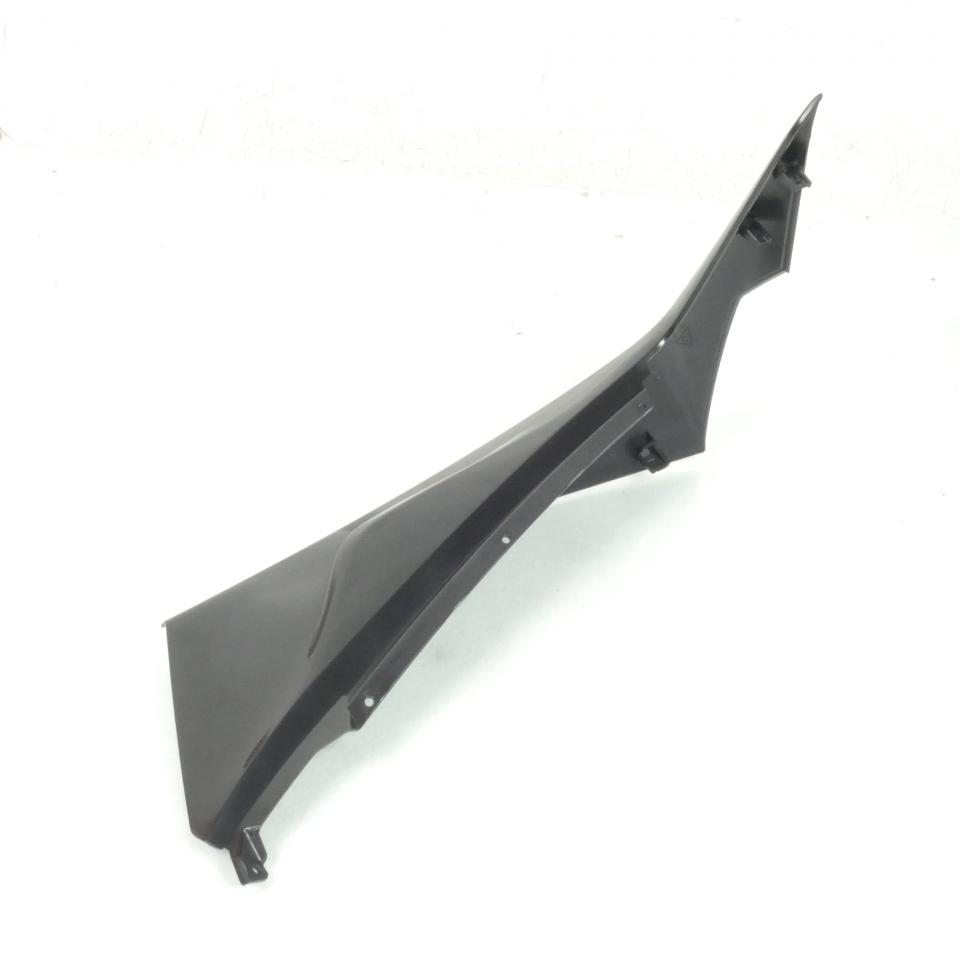 Flanc tablier AVG pour scooter Piaggio 125 Medley Basic 1B003746 brut à peindre