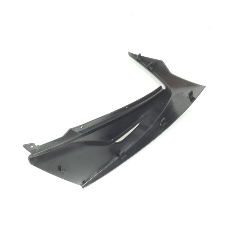 Flanc tablier AVG pour scooter Piaggio 125 Medley Basic 1B003746 brut à peindre