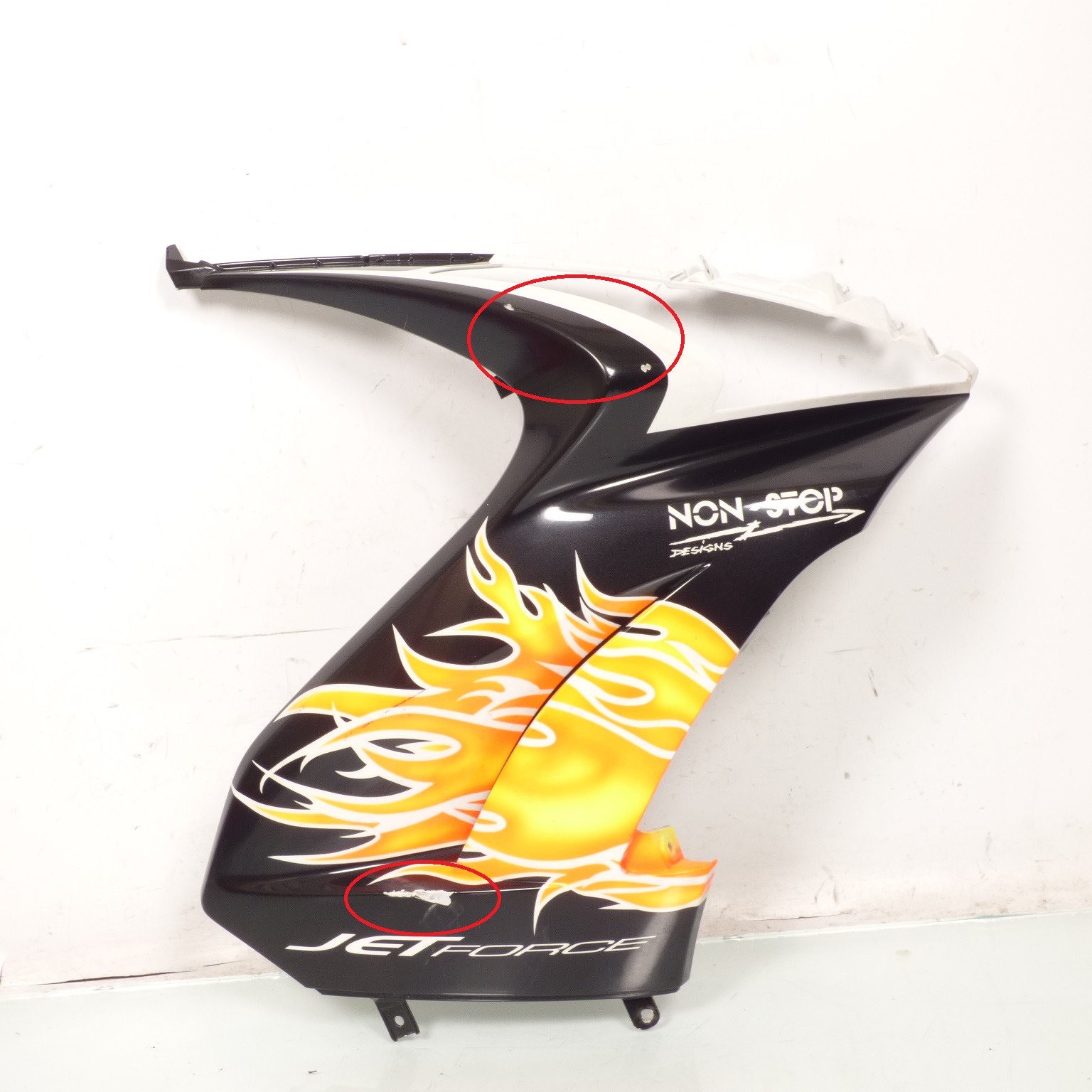 Flanc droit origine pour scooter Peugeot 50 Jet force TDSI 2003 à 2021 Occasion