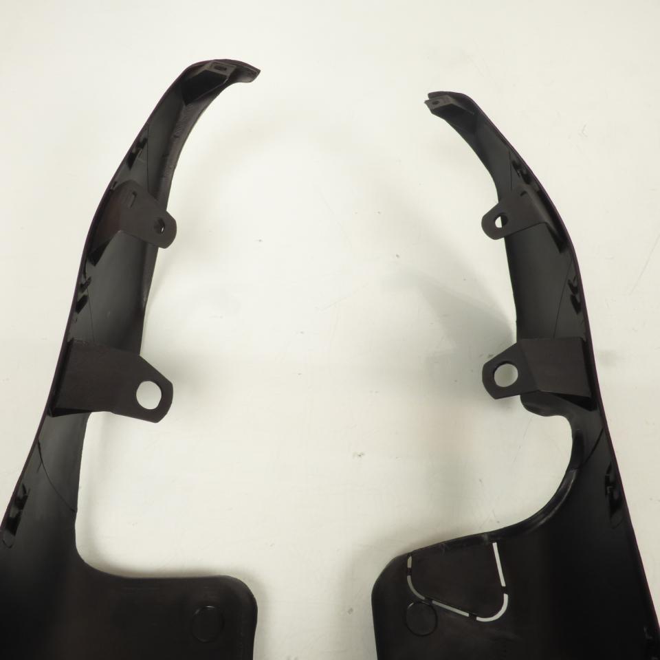 Sabot bas de caisse origine pour Scooter Piaggio 50 ZIP 2T AC 2009 à 2015 575402000C / 1B0088150000C / 1B008815 Neuf