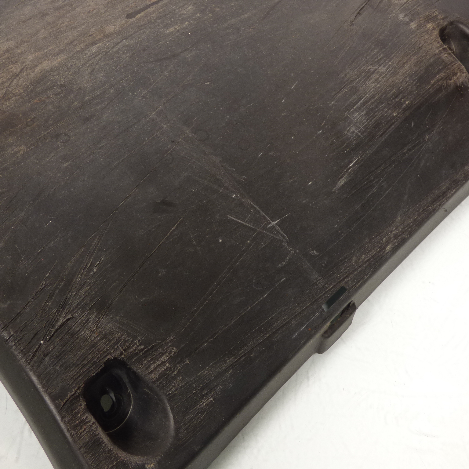 Sabot origine pour scooter Peugeot 50 STREETZONE 2T 2014 à 2020 1177918100