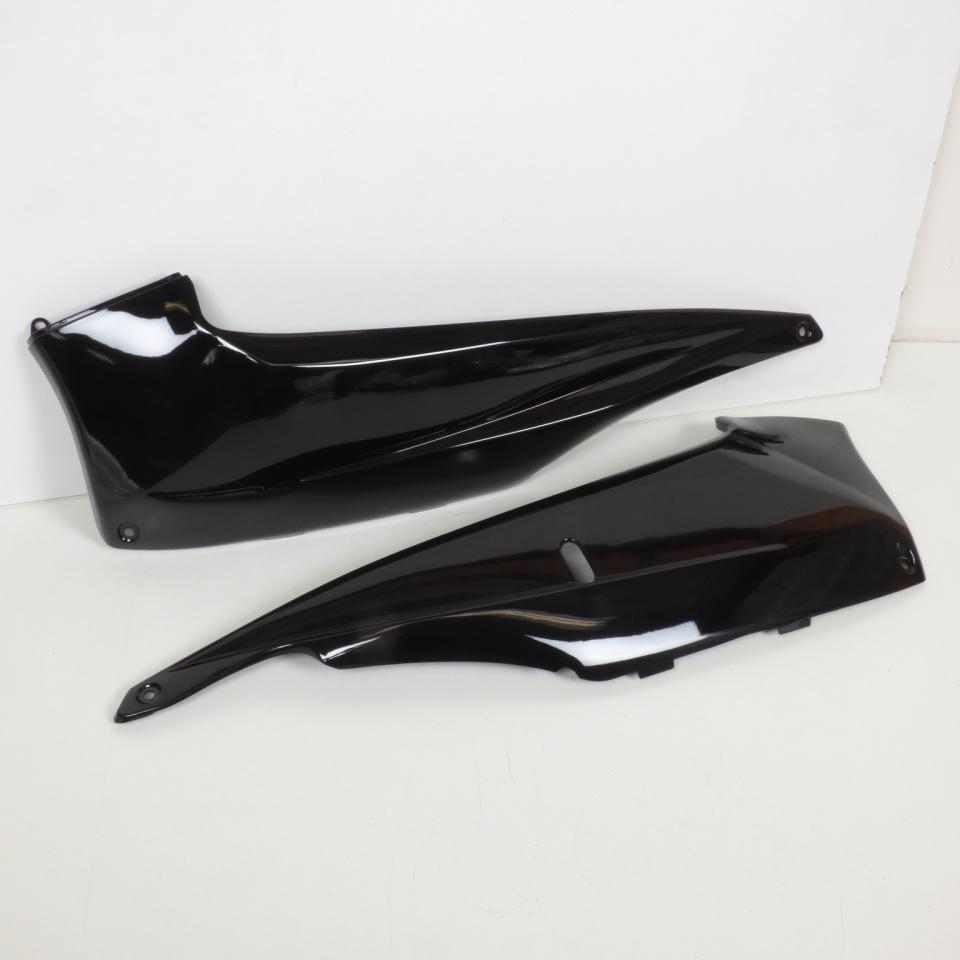 Paire sabot bas de caisse P2R pour scooter Yamaha 500 Tmax 2001 à 2007 avec forme Neuf