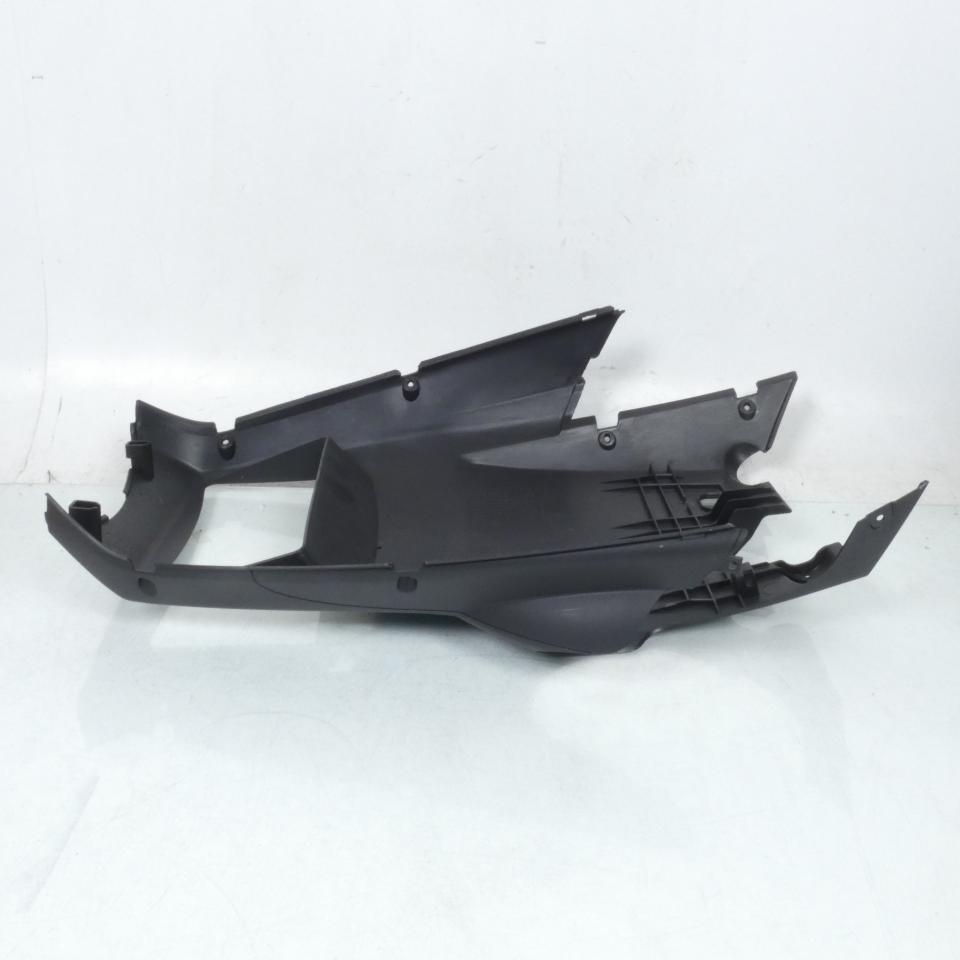 Sabot bas de caisse pour scooter Yamaha Xmax 125 2007 à 2008 1B9-F8395-01-00
