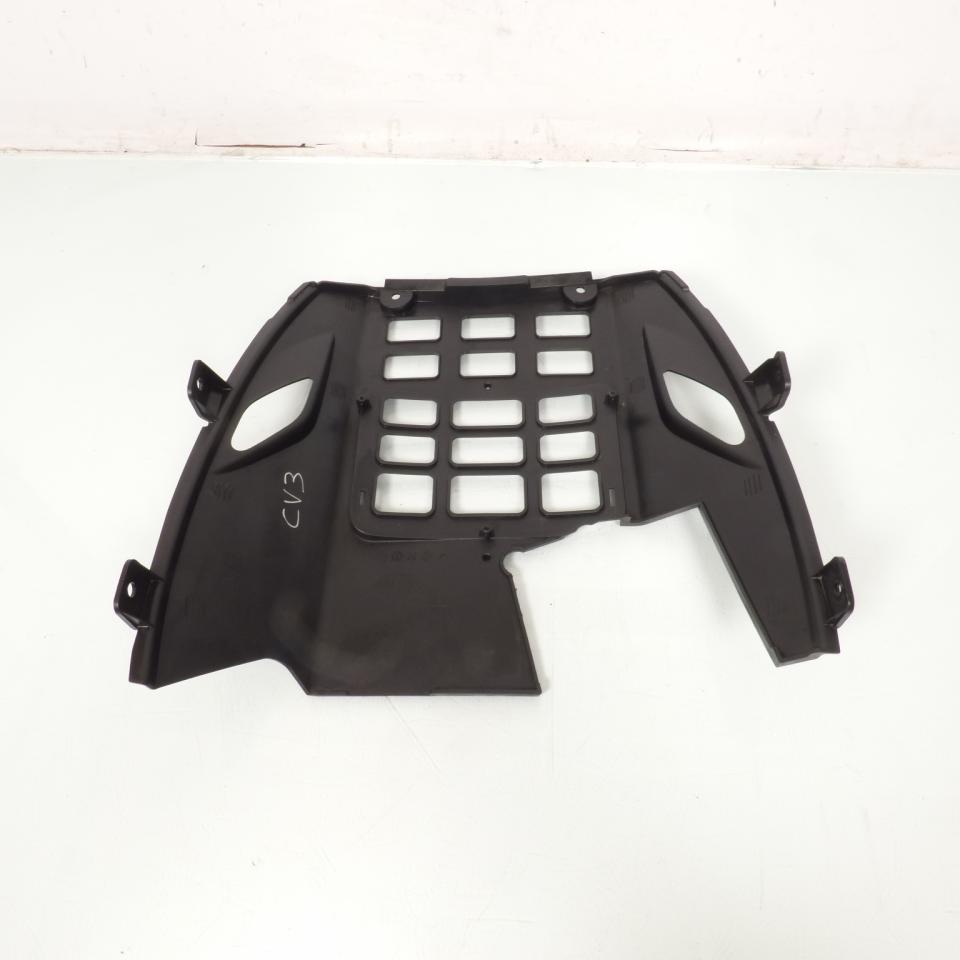 Sabot bas de caisse origine pour scooter Kymco 550 CV3 2022-2024 50613-AGJ5-E000