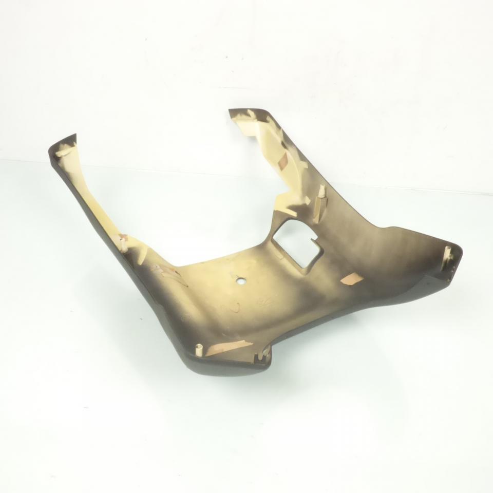 Sabot bas de caisse origine pour Scooter Benzhou 50 NC Flashy 50QT-6D Neuf