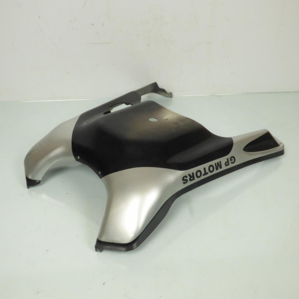 Sabot bas de caisse origine pour Moto Benzhou 50 NC Flashy 50QT-6D Occasion