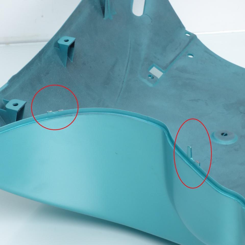 Sabot bas de caisse origine pour Scooter Aprilia 50 Gulliver 1995 à 1998 AP8231682 / 11679 Neuf