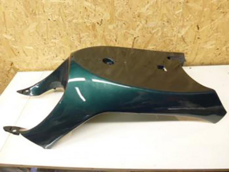 Sabot bas de caisse origine pour scooter Aprilia 50 Amico AP8231586 Occasion