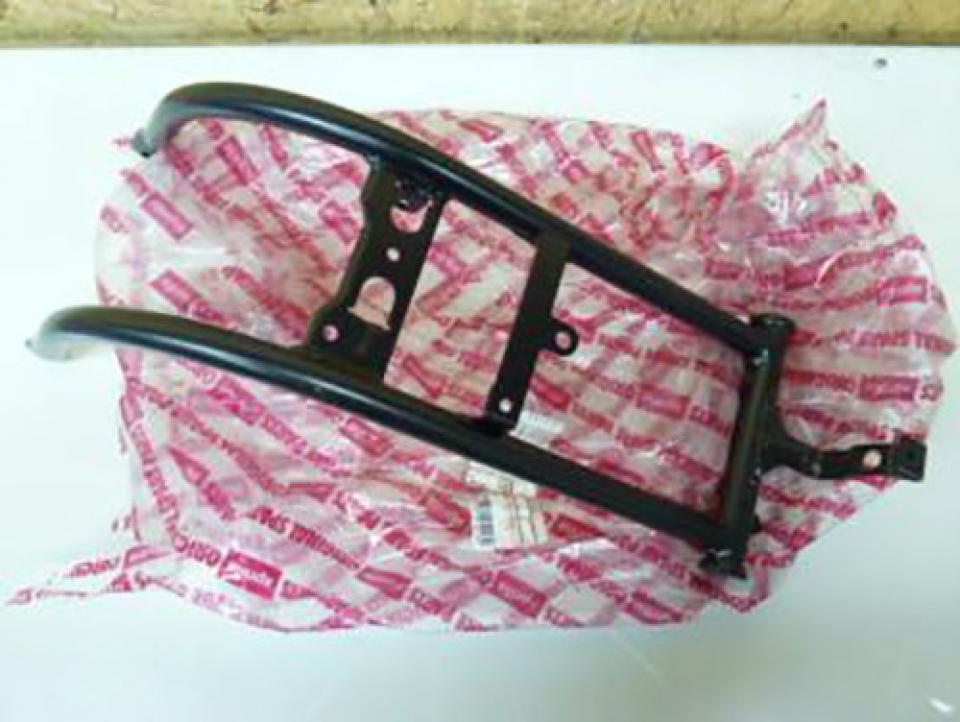 Sabot bas de caisse origine pour Moto Aprilia 50 RS 1999 à 2005 AP8235009 Neuf