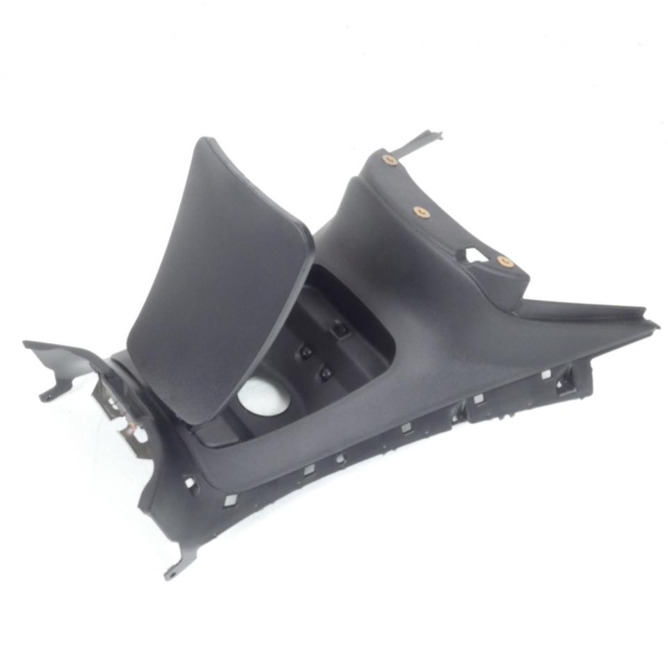 Protège jambe avec trappe pour scooter Piaggio 125 MP3 2006-2009 623189000C Neuf