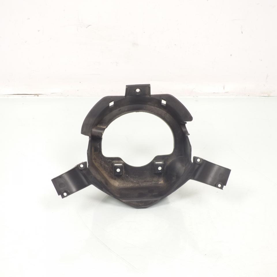 Couvre guidon inférieur origine pour scooter Razzo 50 BT49QT-20C L82TAAPL