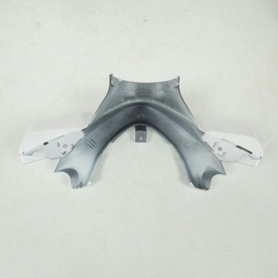 Couvre guidon avant Générique pour scooter MBK 50 Nitro 12167 Blanc brillant