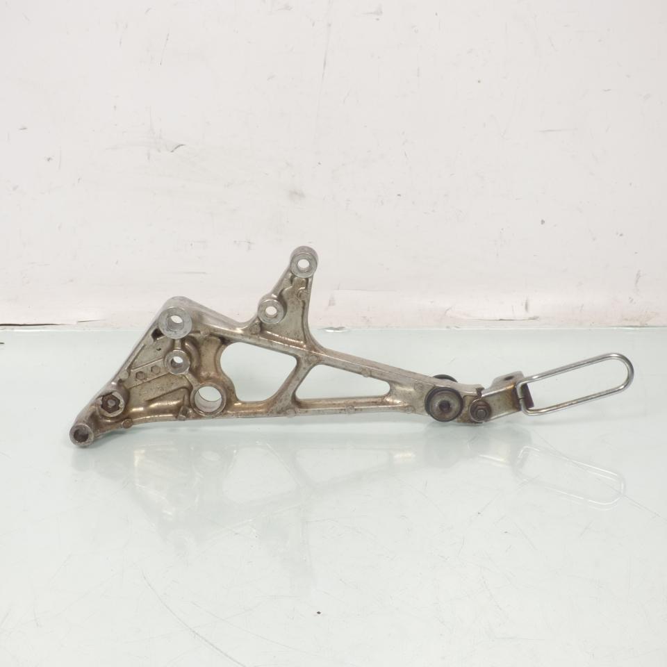 Platine repose pied droite origine pour moto Honda 400 CBX MA6-R Occasion