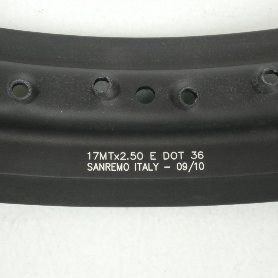 Cercle de jante 17x2.5 pour moto Yamaha 125 DTR Sm 2009-11 13D-F5144-A0 Noir mat